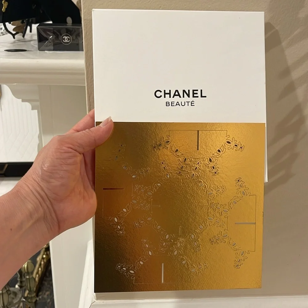 Chanel jumbo Gold snowflake Ornament